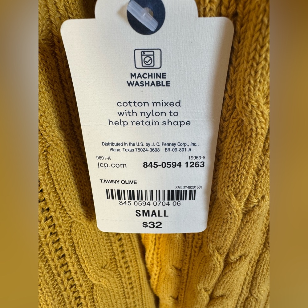 St. John’s Bay Cable Knit V-Neck Sweater Women’s Small NWT Tawny Olive - Picture 3 of 11